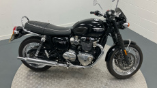 Triumph Bonneville T120 Jet Black